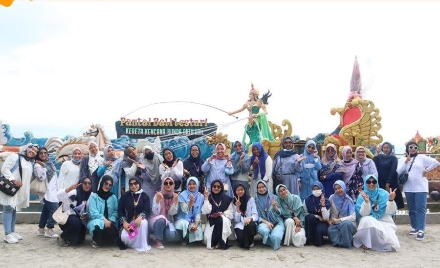 Kegiatan kebersamaan orang tua siswa