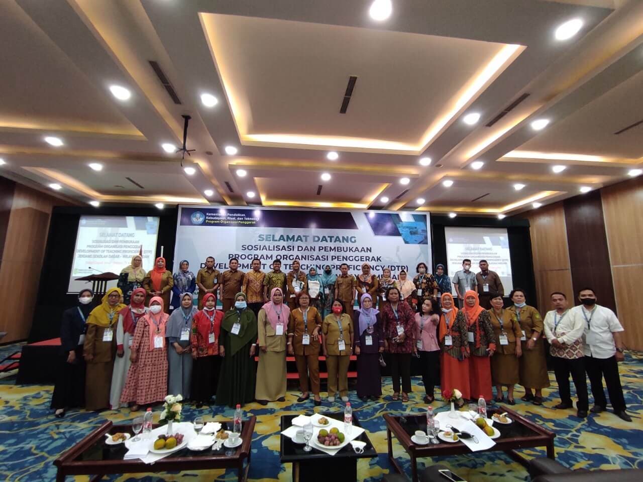 Kegiatan pengembangan guru: Pendidikan dan Pelatihan (Diklat)